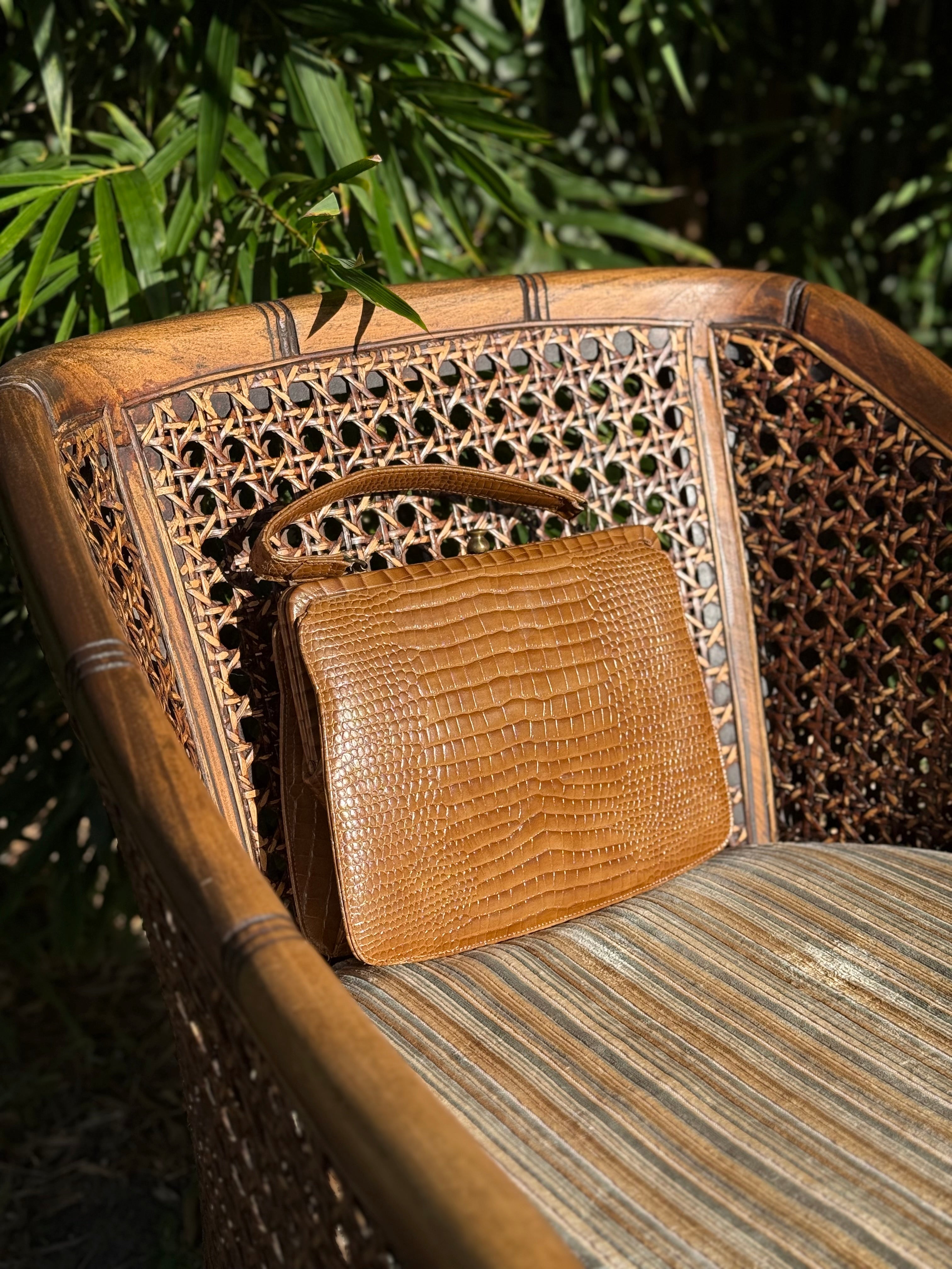 Handbags & Accessories