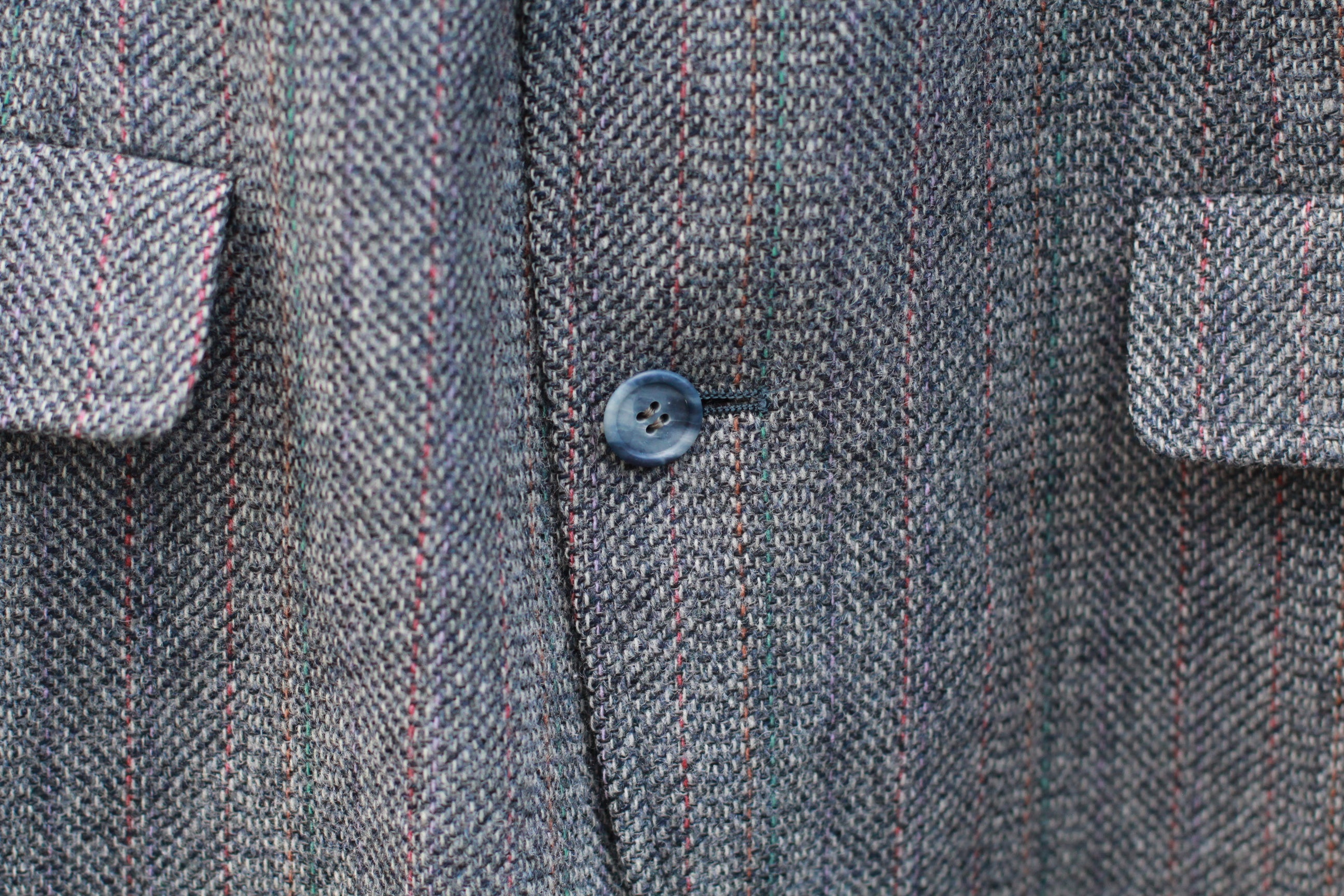 Hunter Haig Gray Tweed Wool Blazer – Tailored Sport Coat with Subtle Multicolor Pattern