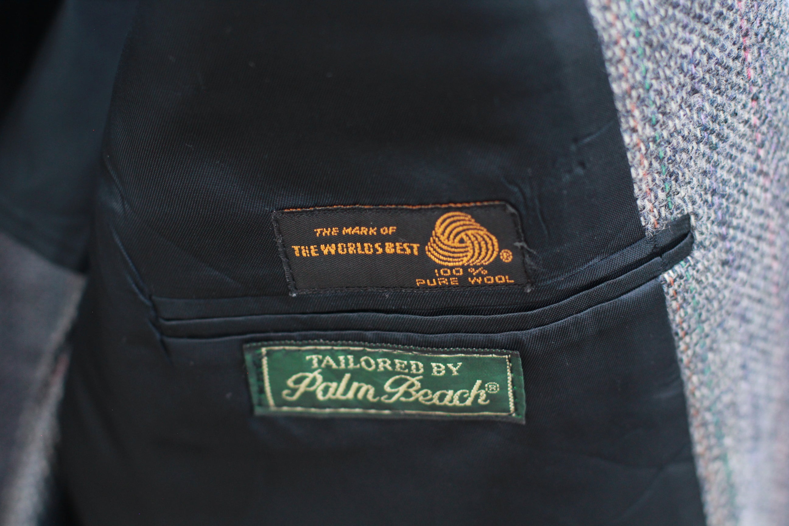 Hunter Haig Gray Tweed Wool Blazer – Tailored Sport Coat with Subtle Multicolor Pattern