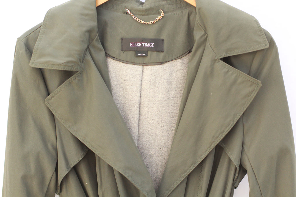 Olive-Green Trench Coat with Detachable Hood – Classic Vintage-Inspired Outerwear, Women’s M