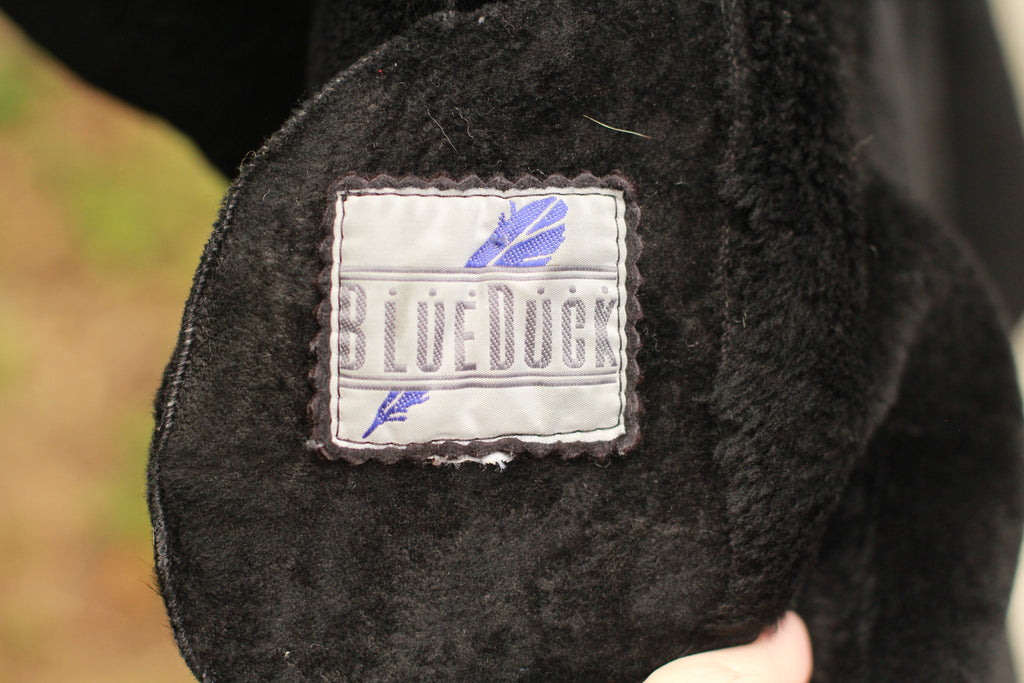 Original Blue Duck tag with cleaning pad included