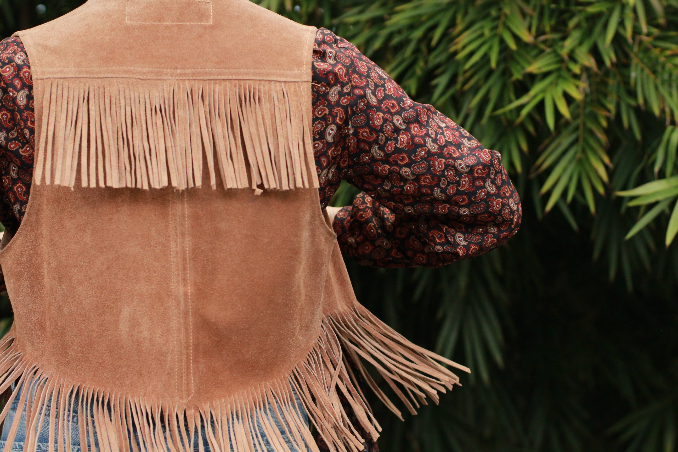Vintage Brown Suede Fringe Vest - 70s Boho Western Festival Style, Size Medium