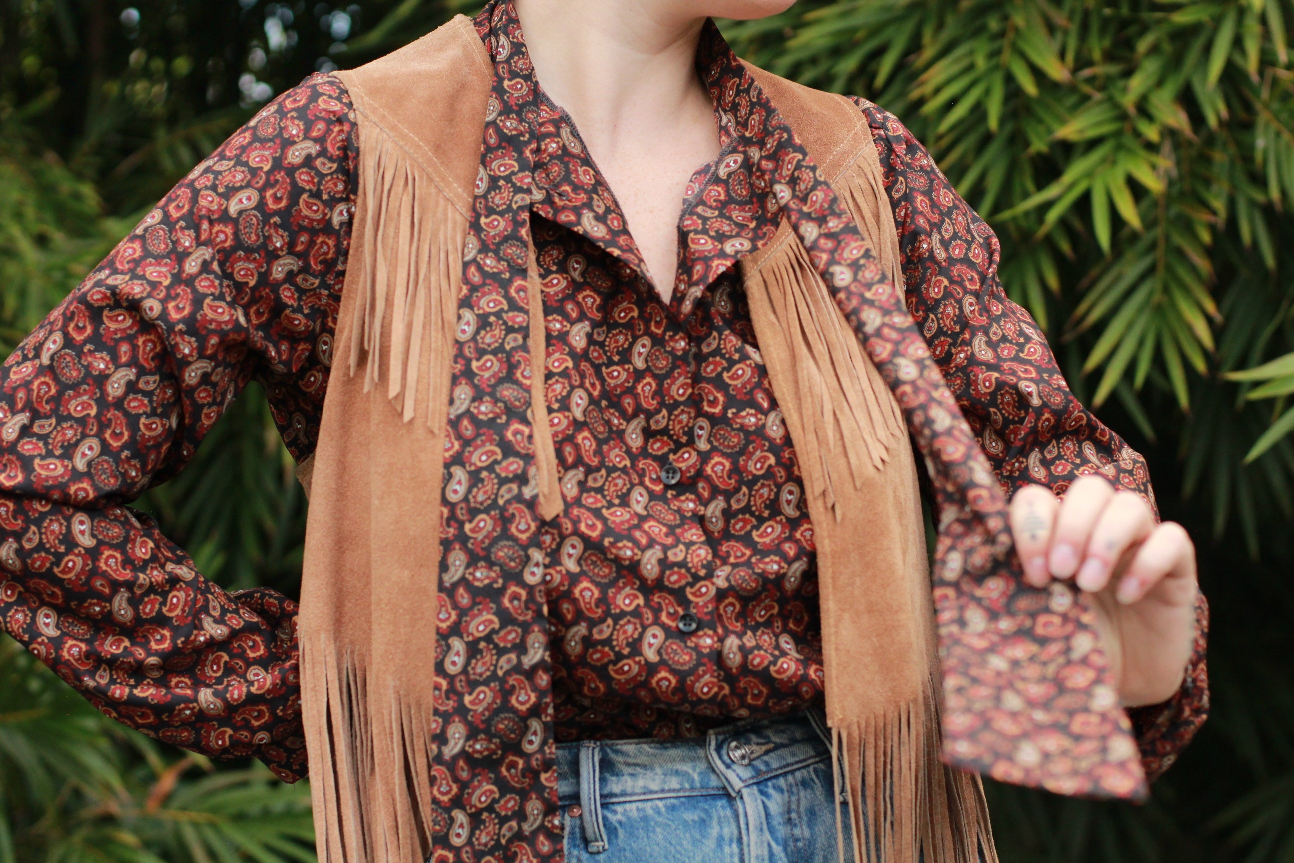 Vintage 70s Paisley Pussy-Bow Blouse – Western Boho Long Sleeve Printed Shirt (Black, Orange, Red)