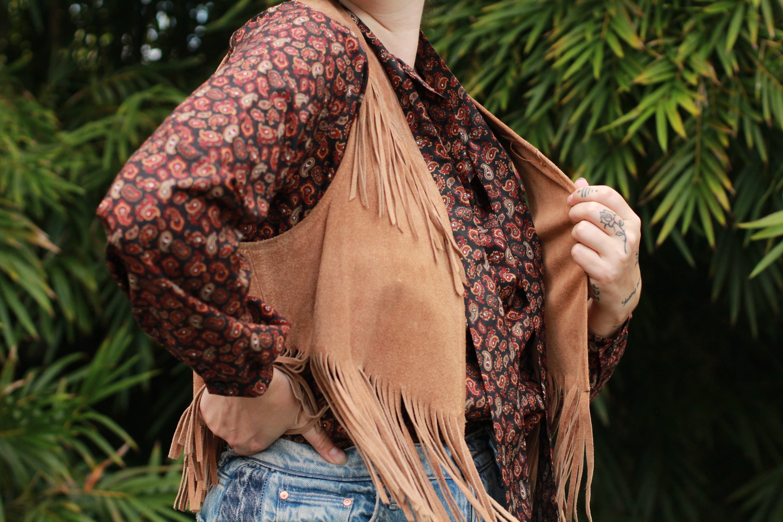 Vintage Brown Suede Fringe Vest - 70s Boho Western Festival Style, Size Medium