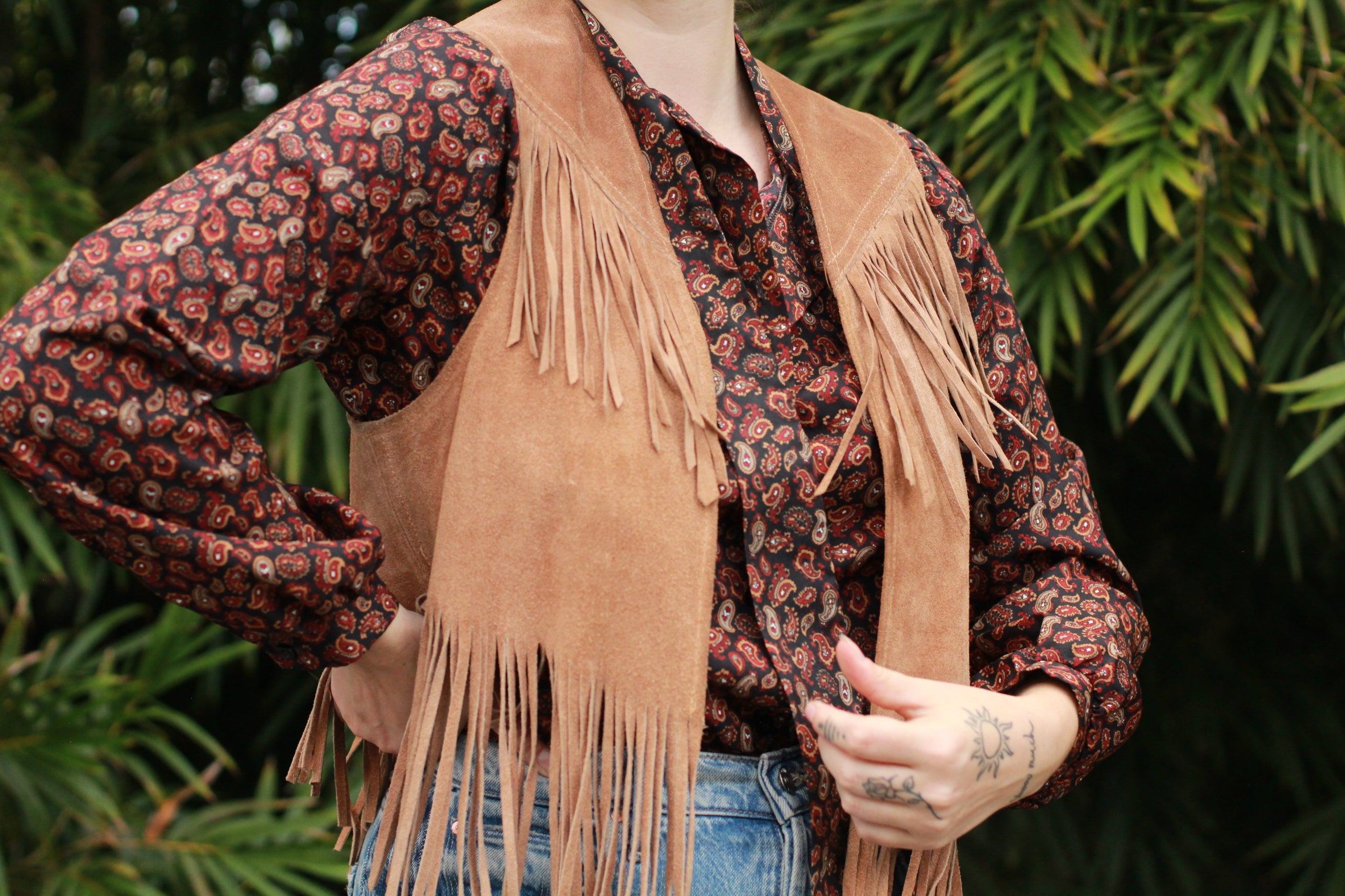 Vintage Brown Suede Fringe Vest - 70s Boho Western Festival Style, Size Medium